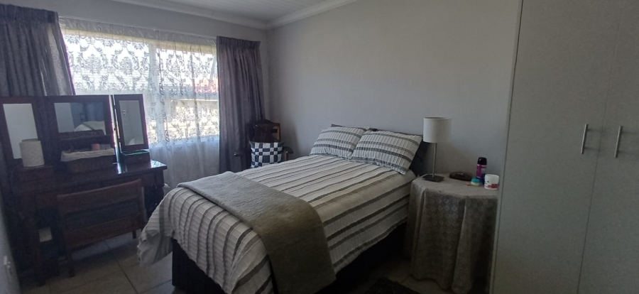 5 Bedroom Property for Sale in Morelig Free State